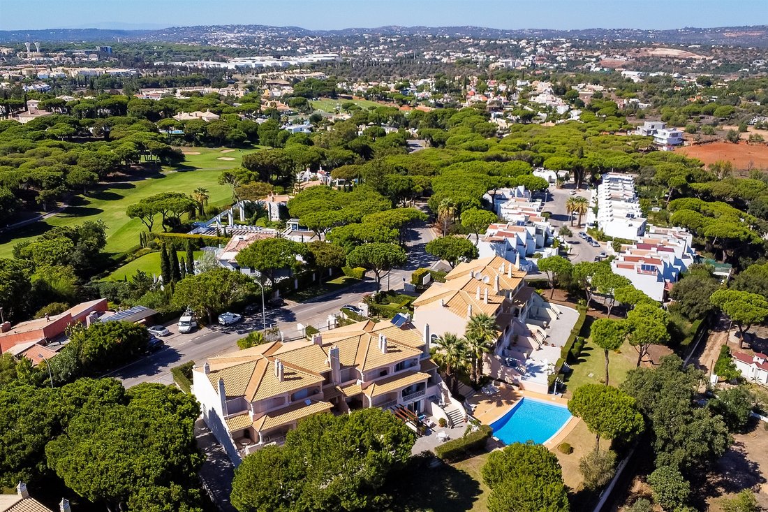 House in Vilamoura, Quarteira, Algarve 2 - 13343099