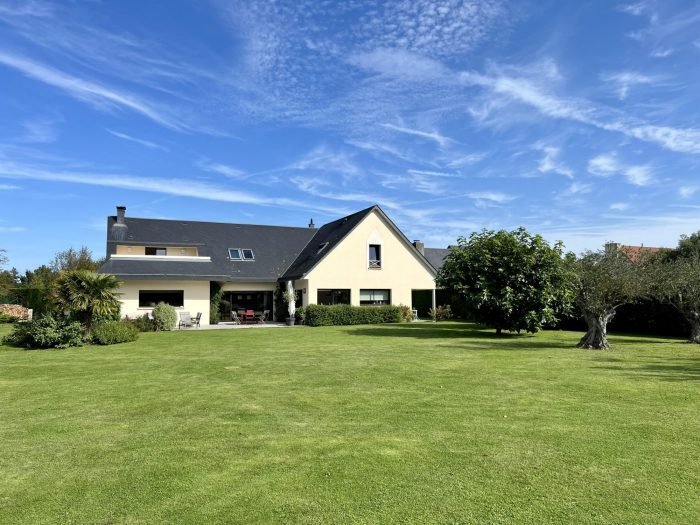 Cabourg Contemporaine In Cabourg, Normandy, France For Sale (13343168)