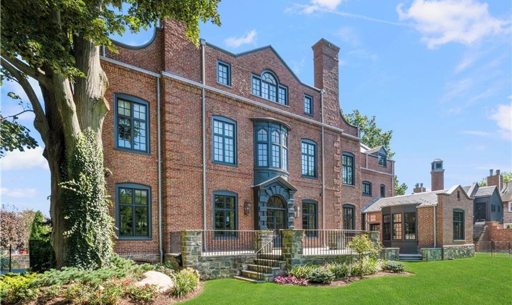Stunning Wayland Square Estate In Providence, Rhode Island, United