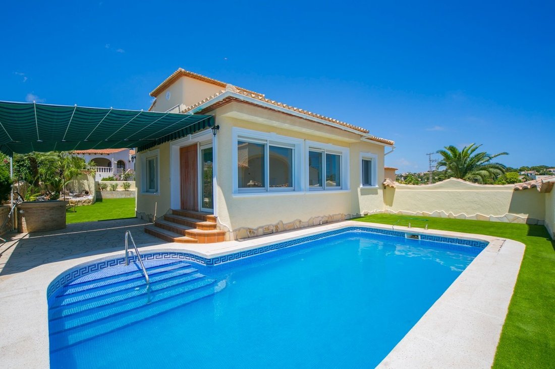 Villa in Calp / Calpe, Valencian Community, Spain 1 - 13346534