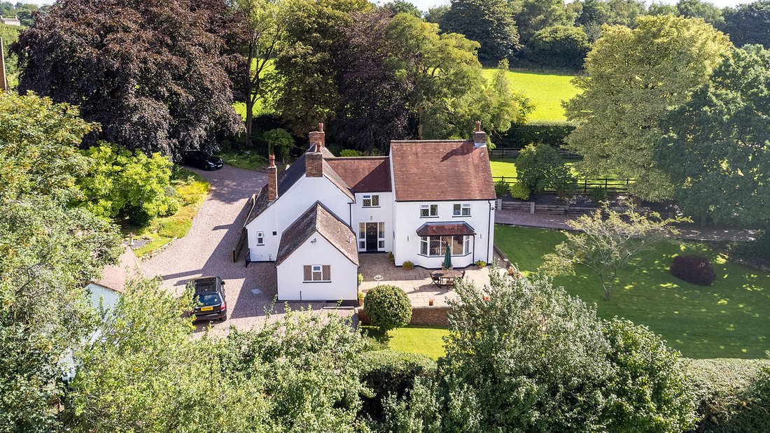 4 Bedroom Detached House For Sale In In Rugeley, England, United