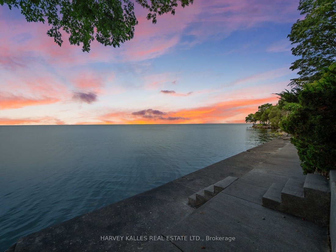 Breathtaking Lakefront Chateau In Mimico Beach In Toronto, Ontario