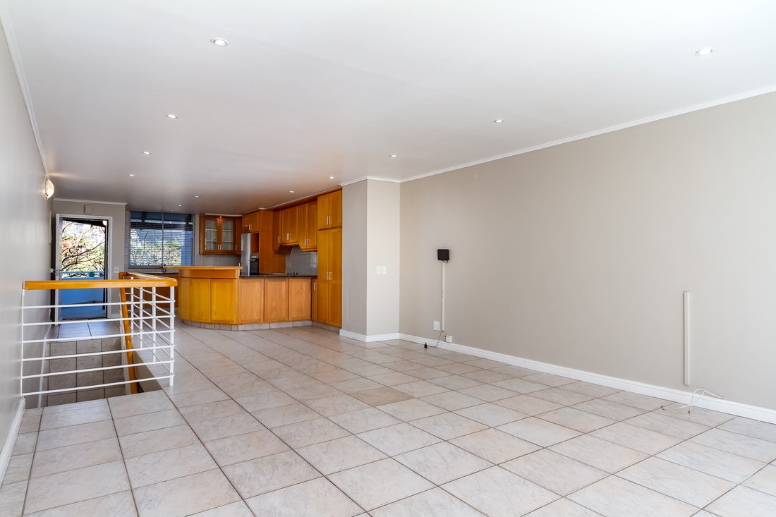 Stunning Two Bedroom Duplex Apartment In Cape Town, Western Cape, South
