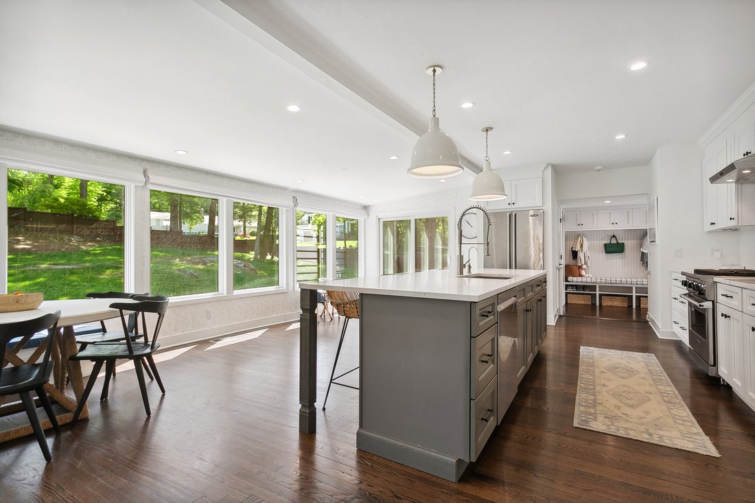 21 Genesee Trail In Harrison, New York, United States For Sale (13343582)