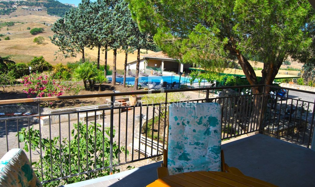 Villa In Vendita A Gangi In Gangi, Sicily, Italy For Sale (13345249)