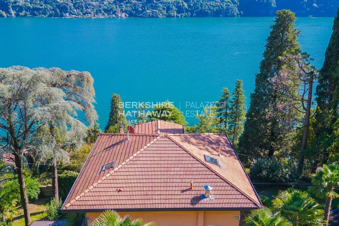 Detached Villa With Lake Views And Garden In Carate Urio, Lake Como