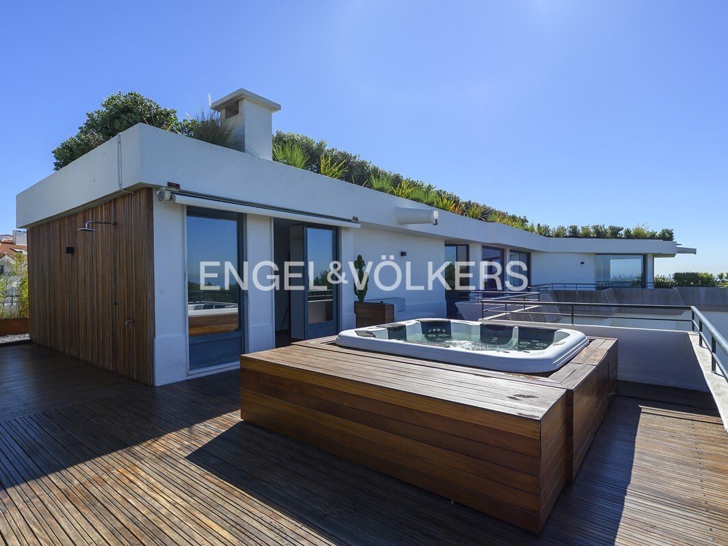 Penthouse In Carcavelos Beach In Carcavelos, Lisbon, Portugal For Sale