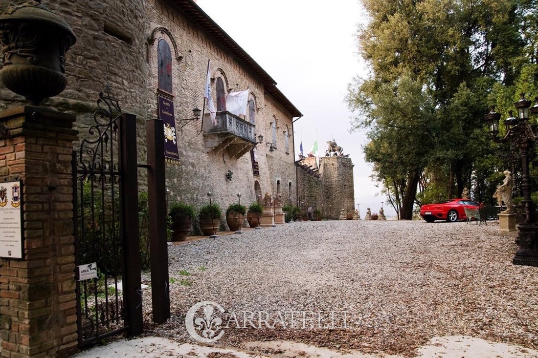 Castelleone’s Timeless Crown: A 15th-Century Umbrian Castle of Legend - 5