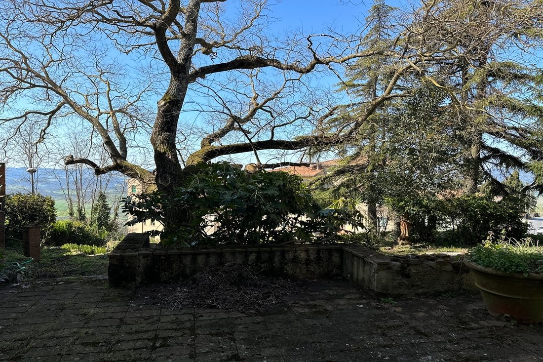 Villa in Volterra, Tuscany, Italy 4 - 13348121