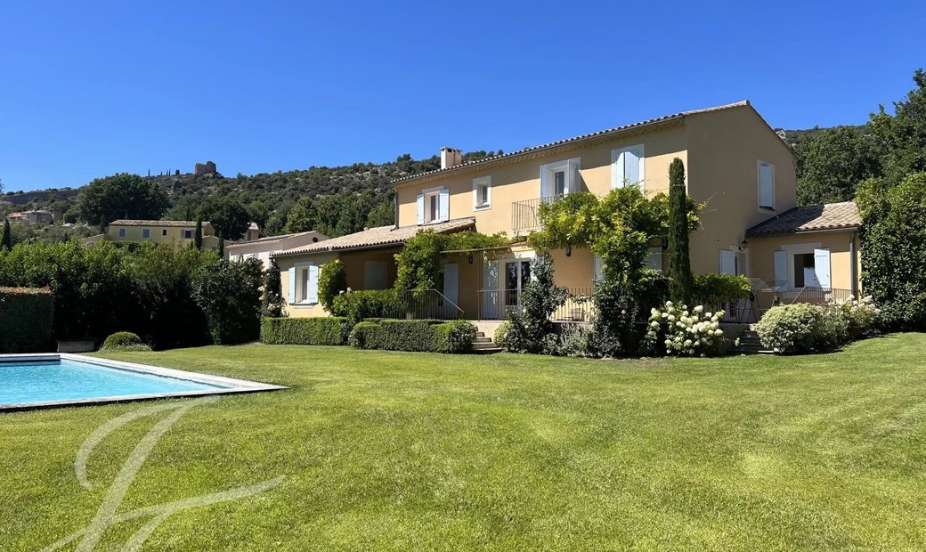 Exquisite In Saint Saturnin Lès Apt, Provence Alpes Côte D'azur, France