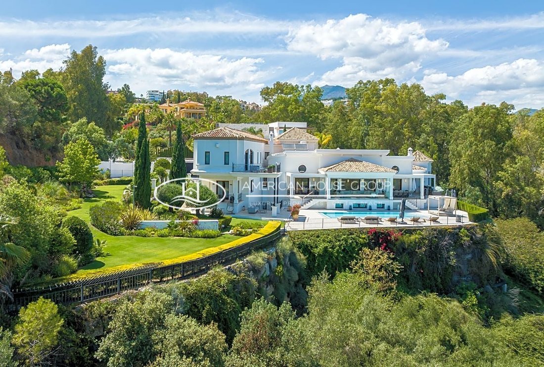 Villa in Benahavis, Andalusia, Spain 2 - 13352302