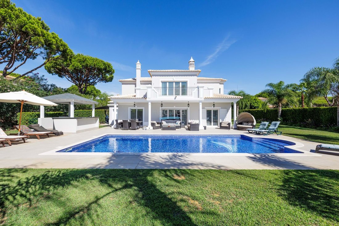 Villa in Almancil, Algarve, Portugal 1 - 13348244