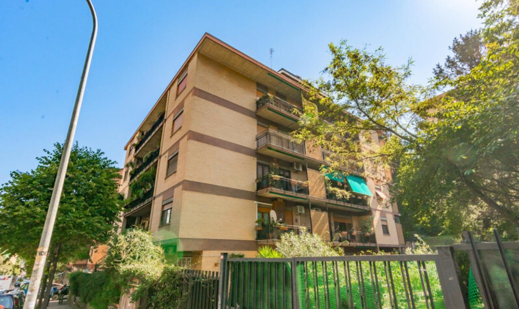 Roma Apartment In Rome, Lazio, Italy For Sale (13352933)