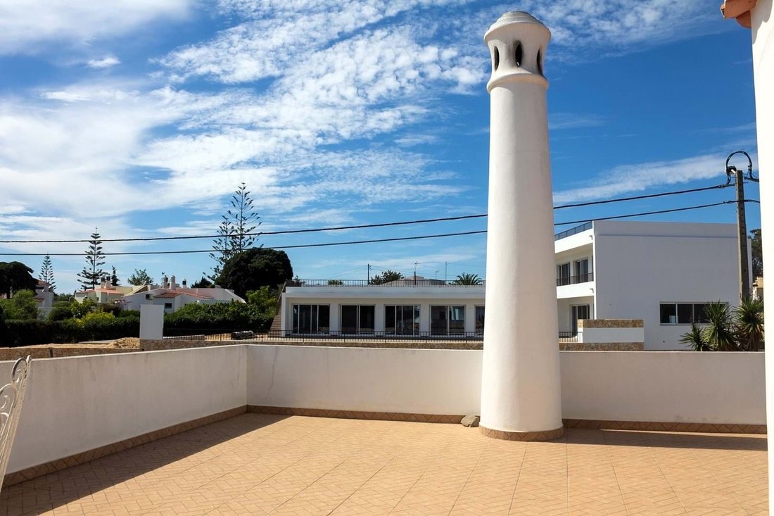 Villa in Carvoeiro, Algarve, Portugal 4 - 13348266