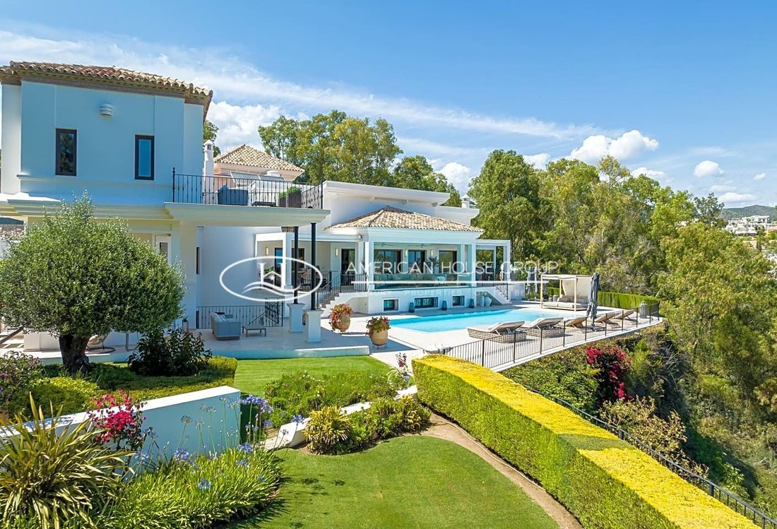Villa in Benahavis, Andalusia, Spain 5 - 13352302