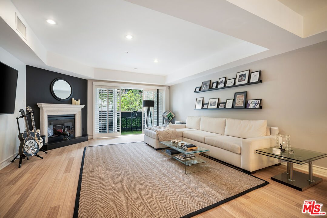 Condo Los Angeles In Los Angeles, California, United States For Sale