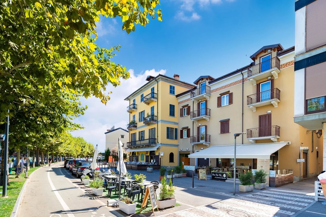 Apartment in Arona, Piedmont, Italy 3 - 13352193