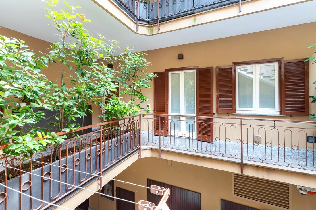 Apartment in Arona, Piedmont, Italy 5 - 13352193