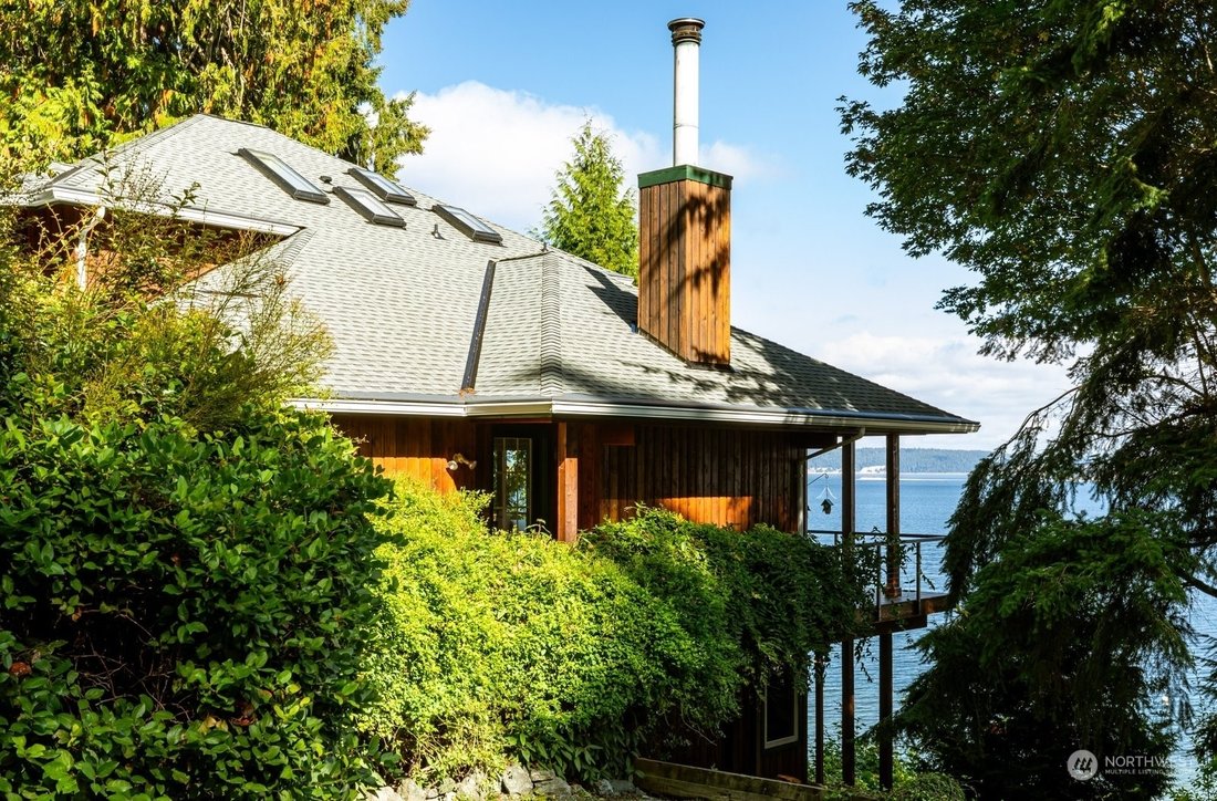 Waterfront Luxury Home With Nature's In Greenbank, Washington, United