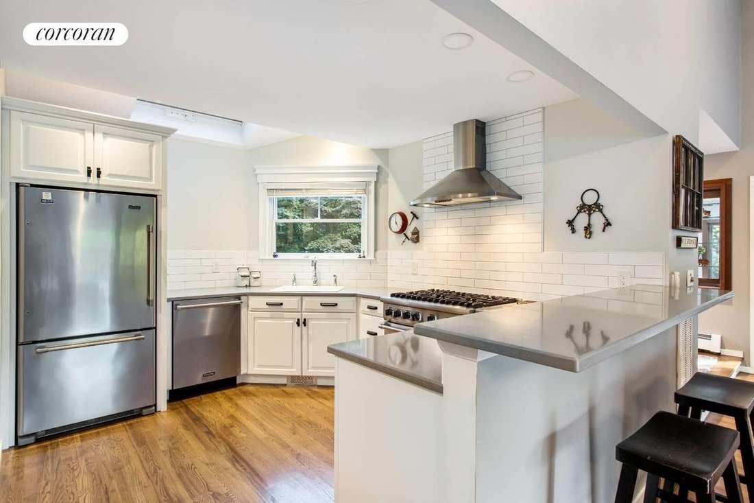 4 Monte Lane, Center Moriches, Ny In Center Moriches, New York, United