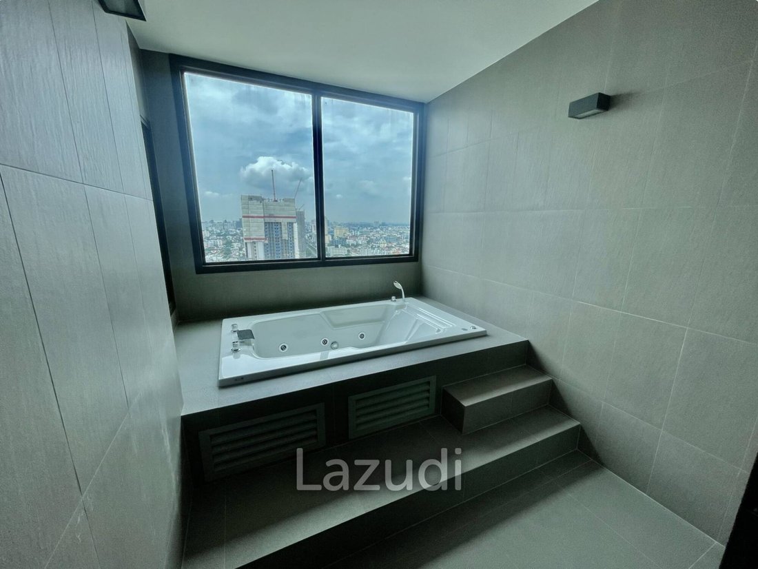 Apartment in Chom Phon, Bangkok, Thailand 4 - 13351950