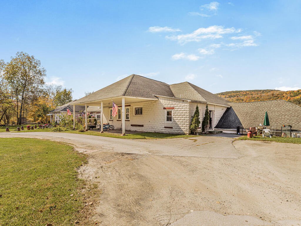 17 Bedrooms Multi Family Home In Shandaken, New York, United States For Sale (13353414)