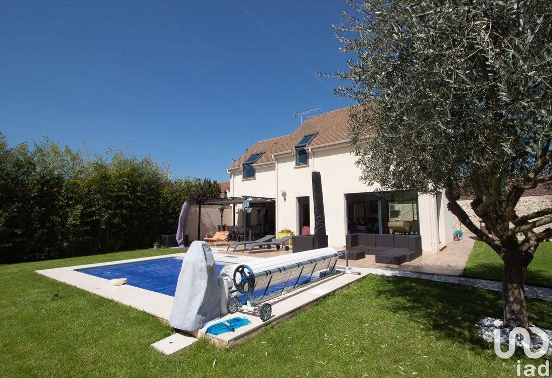 Vente Maison/Villa 5 Pièces In Auteuil, île De France, France For Sale