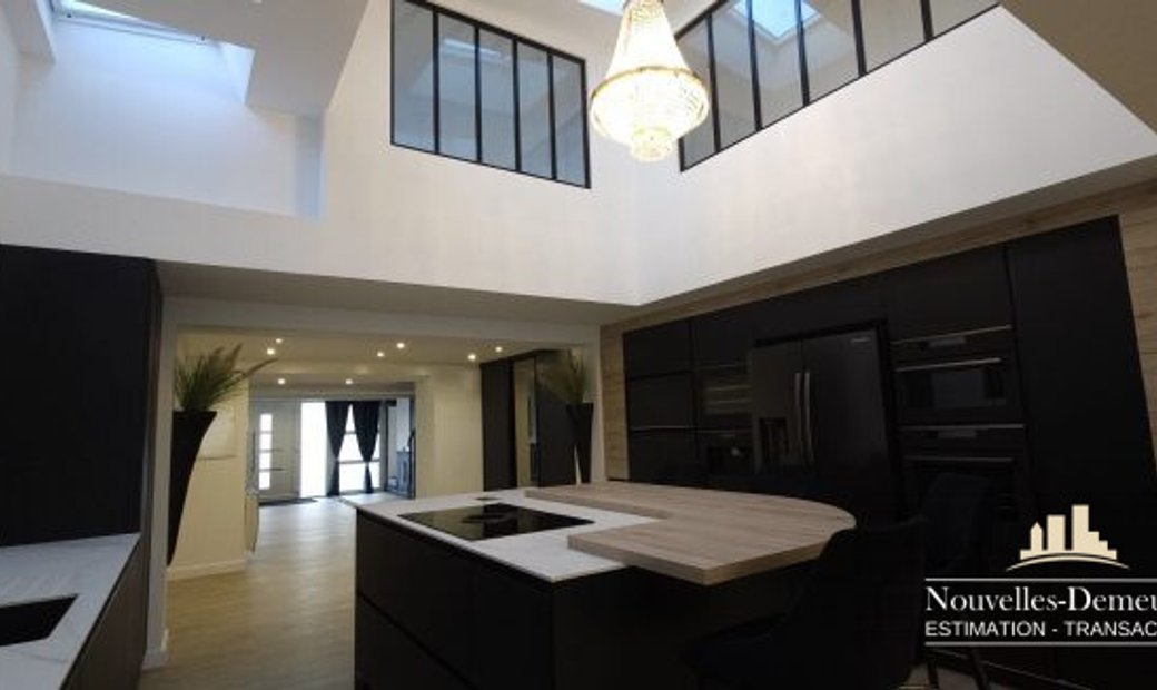 Caen House In Caen, Normandy, France For Sale (13357305)