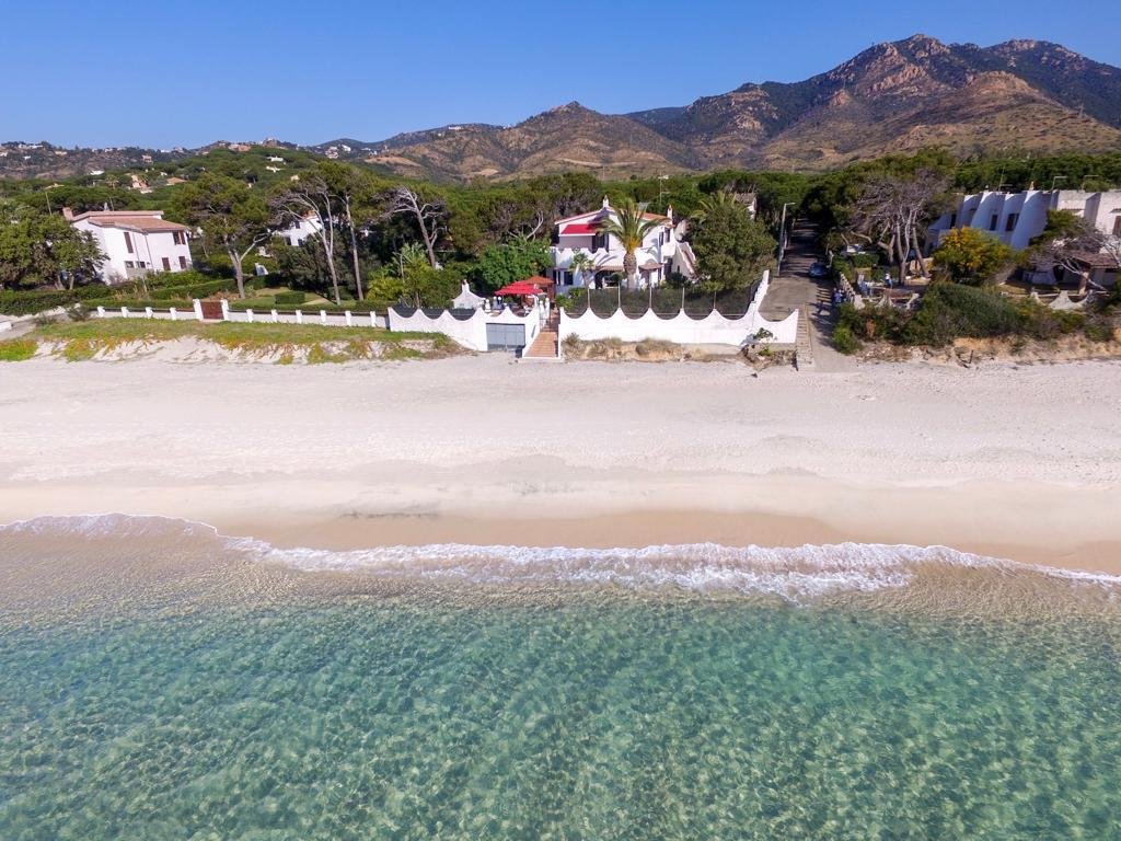 Beachfront Villa For Sale Santa In Santa Margherita Di Pula, Sardinia