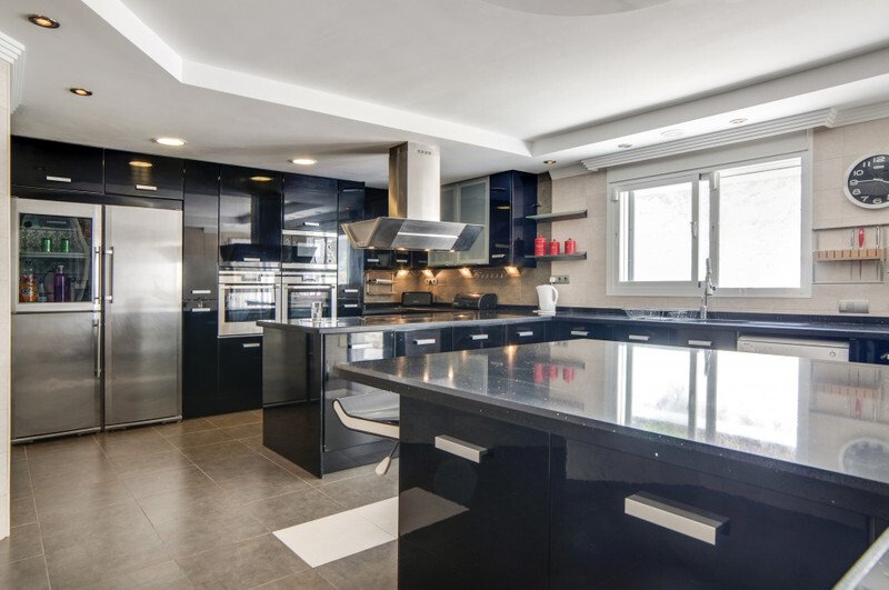 Villa à Elviria-Cabopino, Marbella, Espagne 4 - 13357534