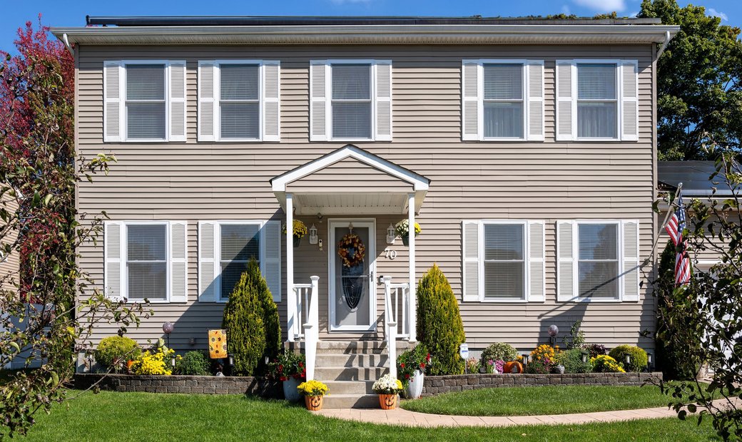 Nearly New Home With Loads Of Modern In Morrisville, New Jersey, United