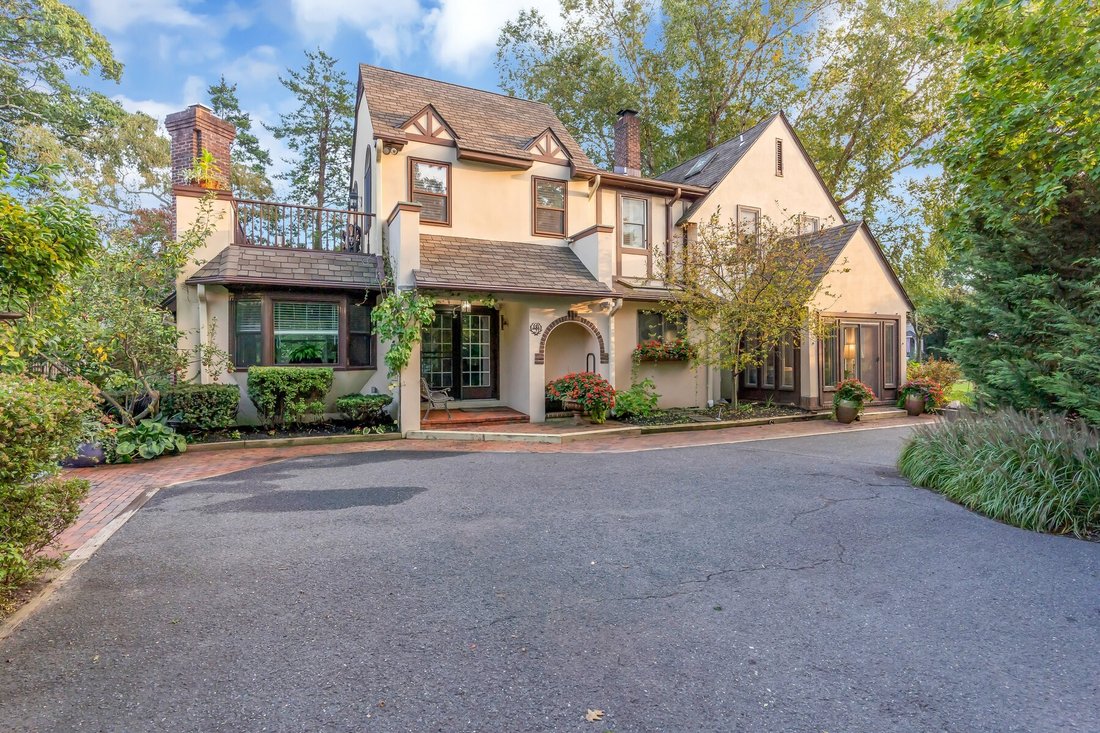 Live In Rumson In Rumson, New Jersey, United States For Sale (13357513)