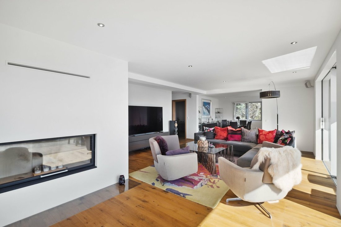 House in Crans-Montana, Valais, Switzerland 2 - 13357646