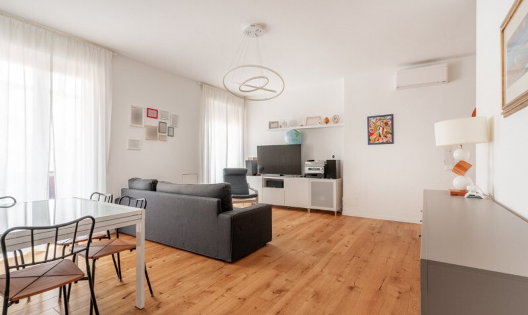 Milano Apartment In Milan, Lombardy, Italy For Sale (13359701)