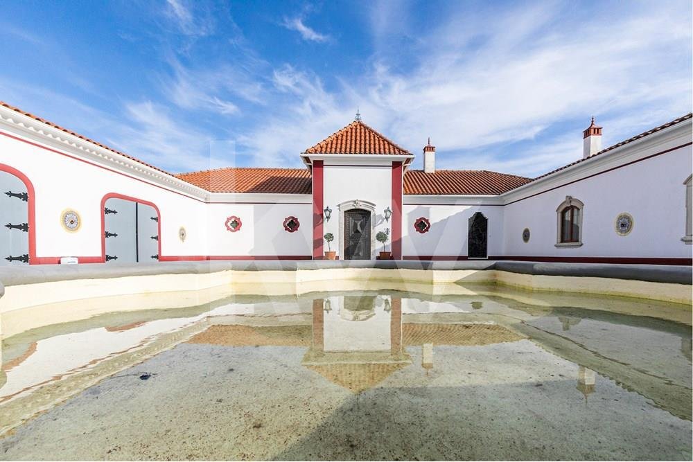 Luxuosa Herdade Para Agro Turismo De 36 Hectares No In Redondo, évora