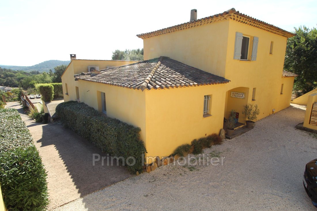 Villa in Port Grimaud, Grimaud, Provence-Alpes-Côte d'Azur 3 - 13358228