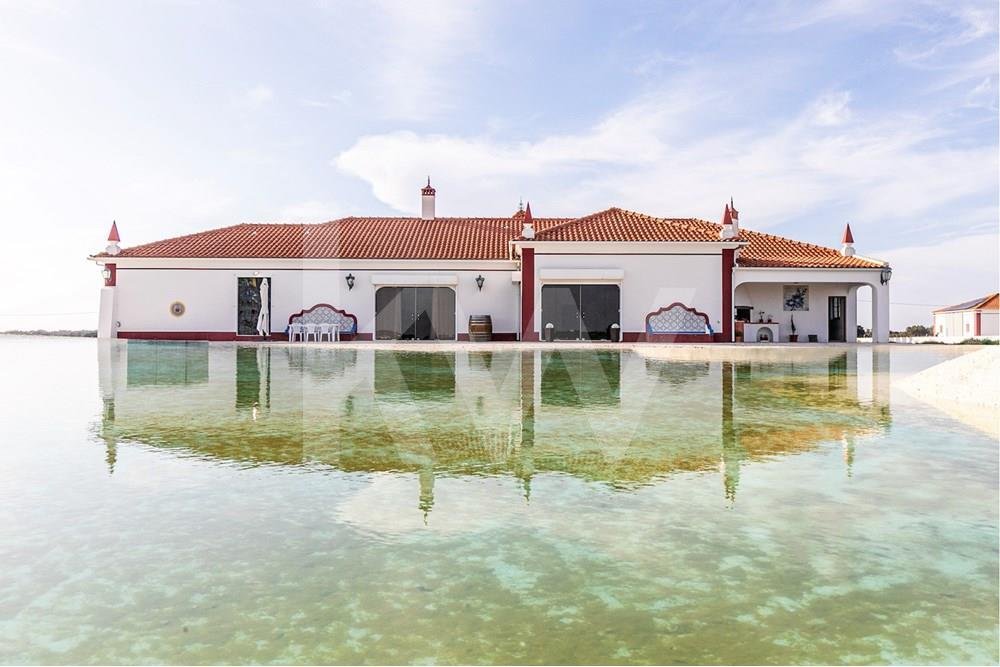 Luxuosa Herdade Para Agro Turismo De 36 Hectares No In Redondo, évora