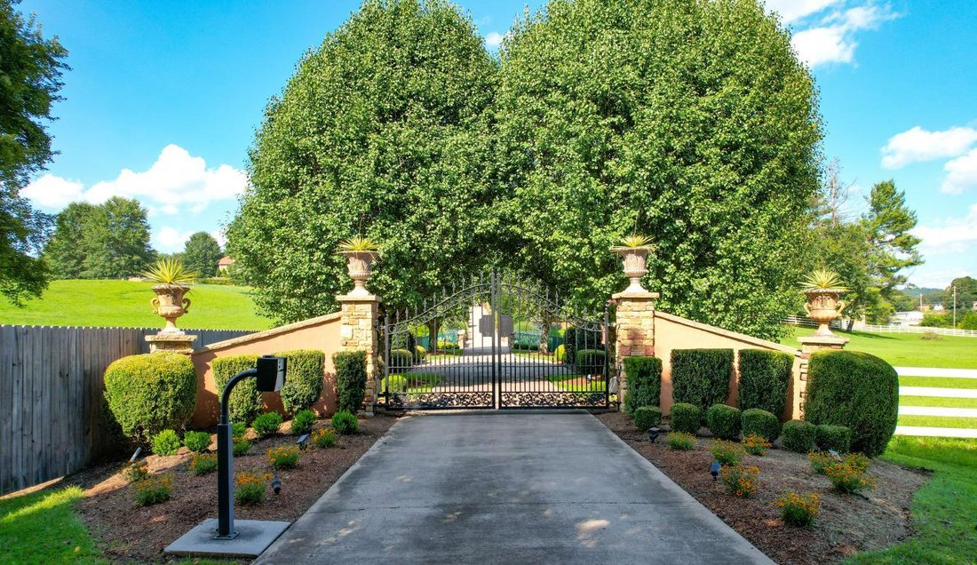 House in Bristol, Tennessee, United States 2 - 13358859