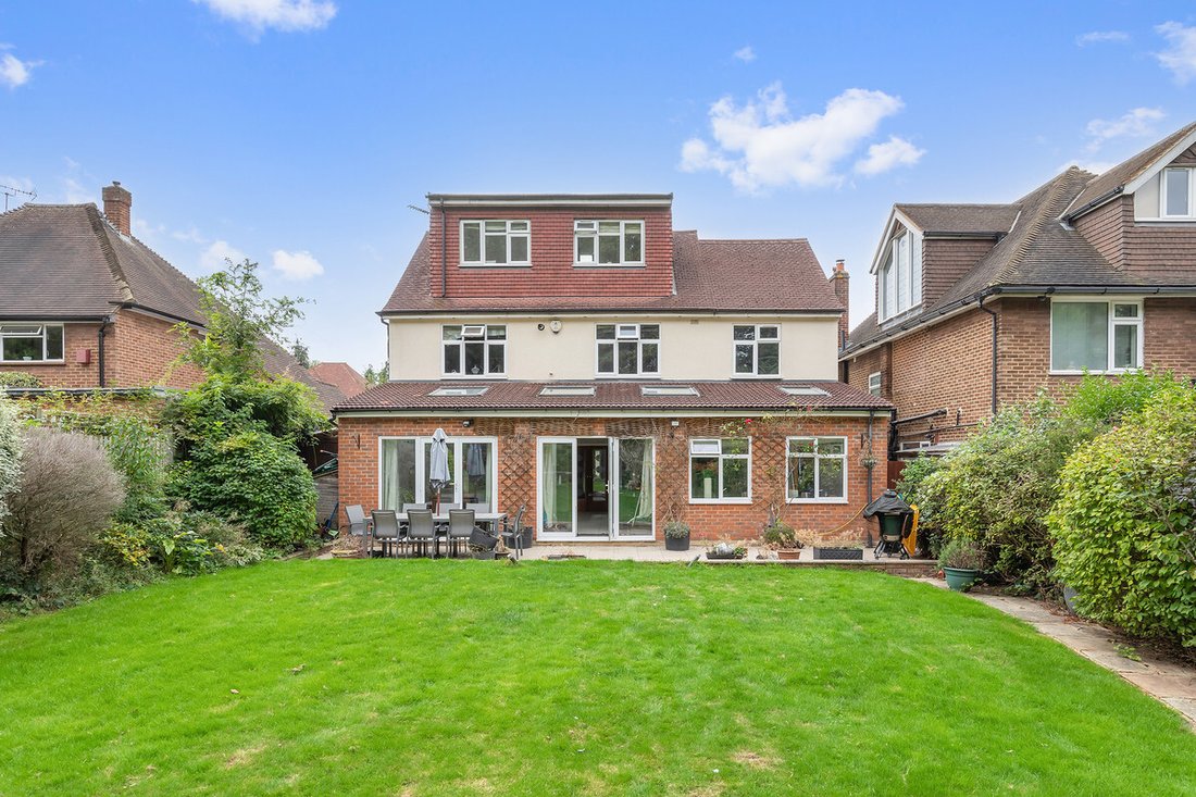 5 Bedroom Detached House For Sale In London In London, England, United
