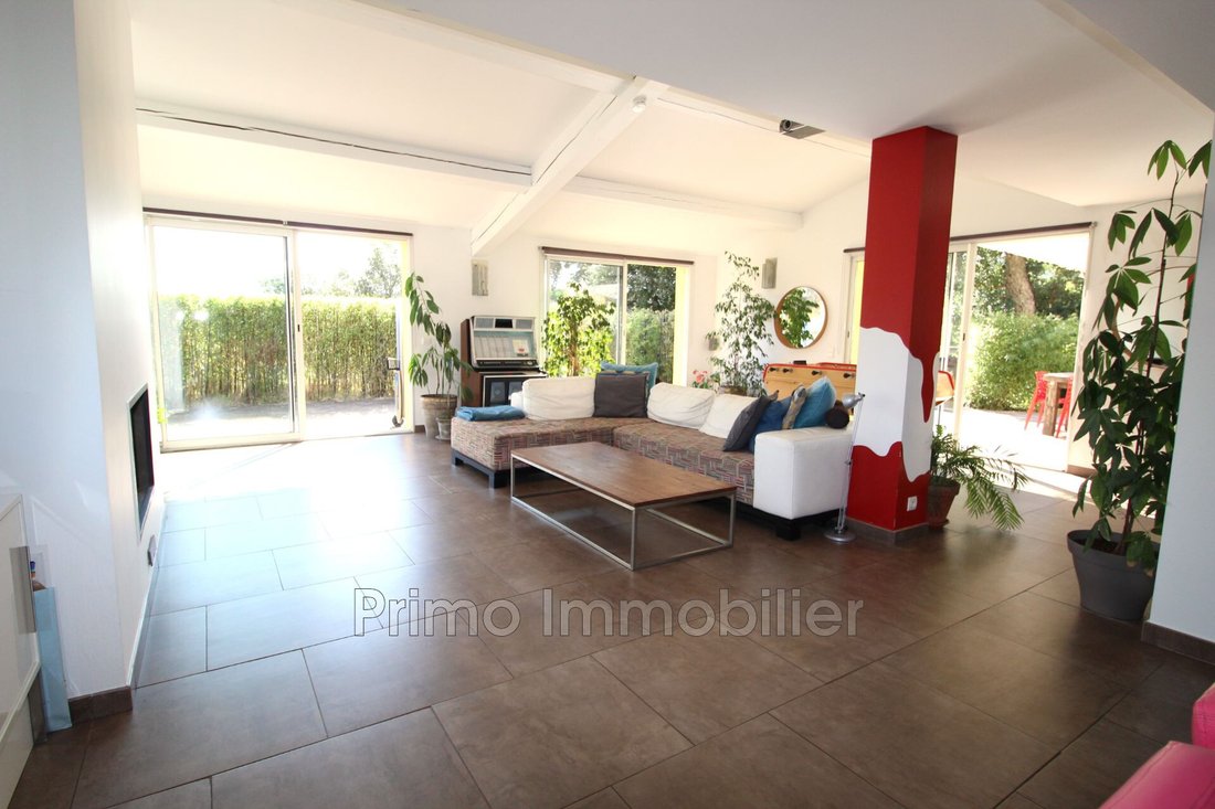 Villa in Port Grimaud, Grimaud, Provence-Alpes-Côte d'Azur 4 - 13358228