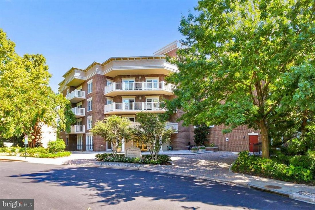 House in Arlington, Virginia, United States 1 - 13358853