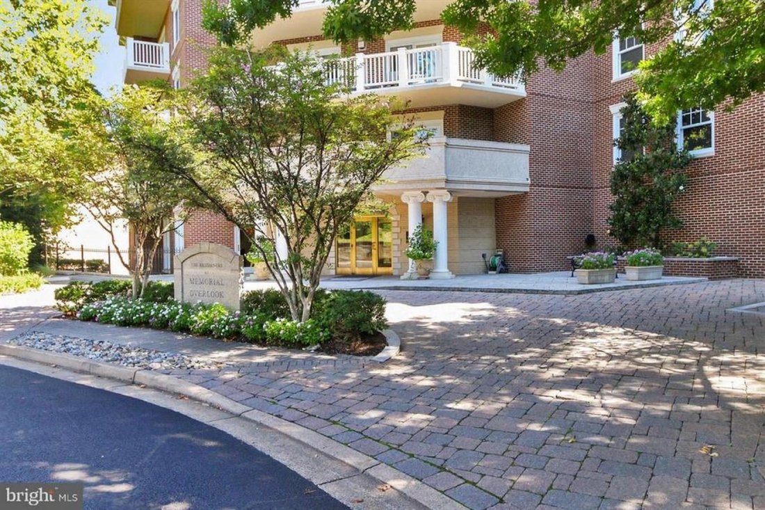 House in Arlington, Virginia, United States 3 - 13358853