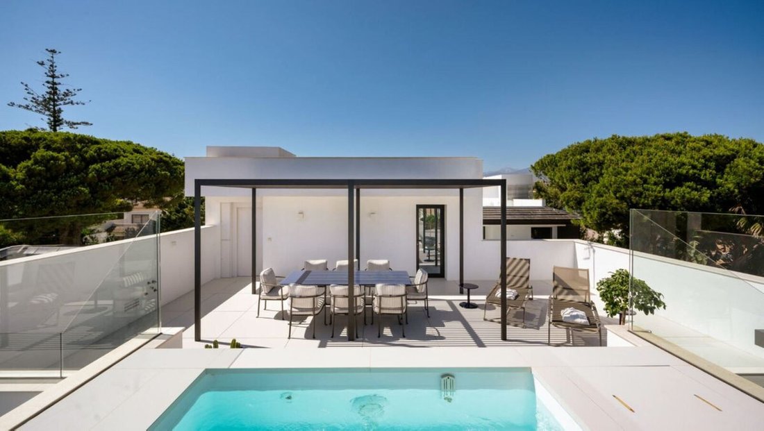 Villa in San Pedro de Alcantara, Andalusia, Spain 4 - 13358633