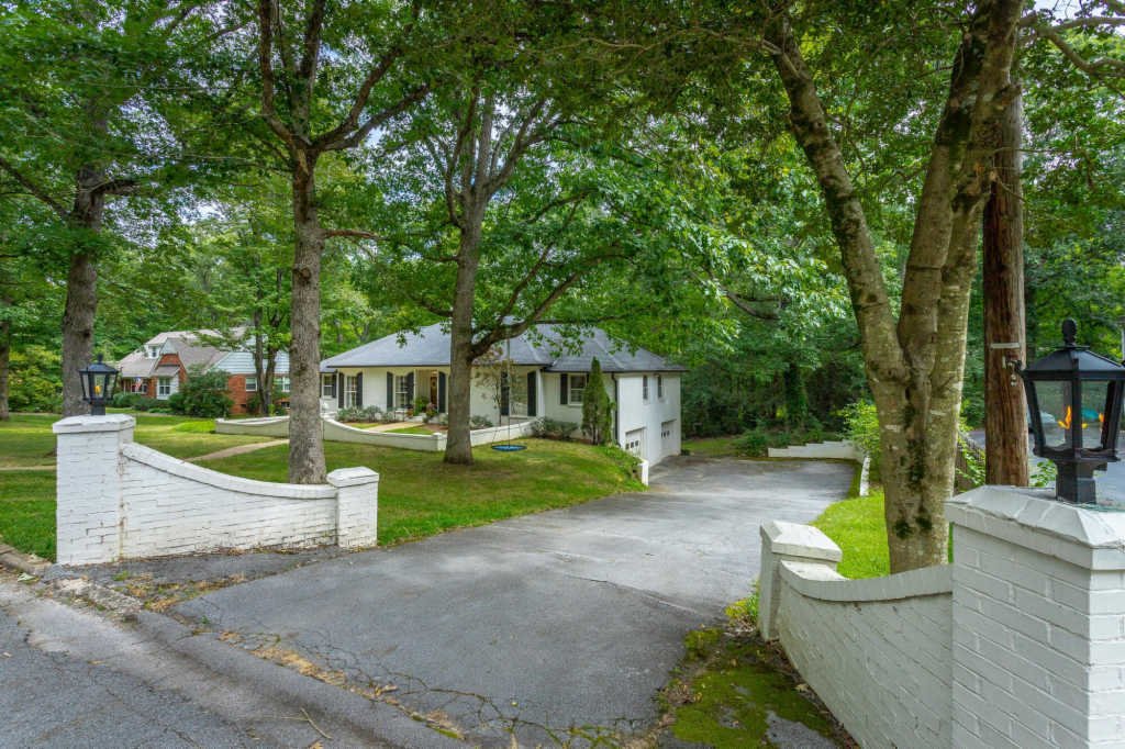 Single Family Detached Signal In Signal Mountain, Tennessee, United States For Sale (13358629)
