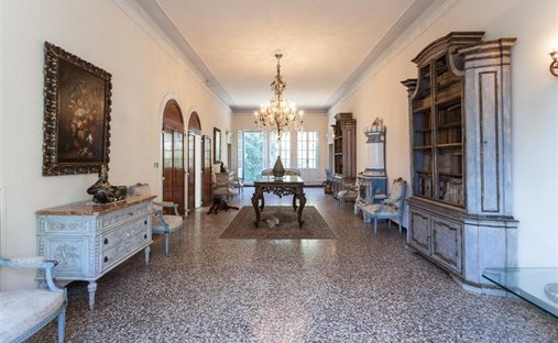 Villa in Massanzago, Veneto, Italy 1