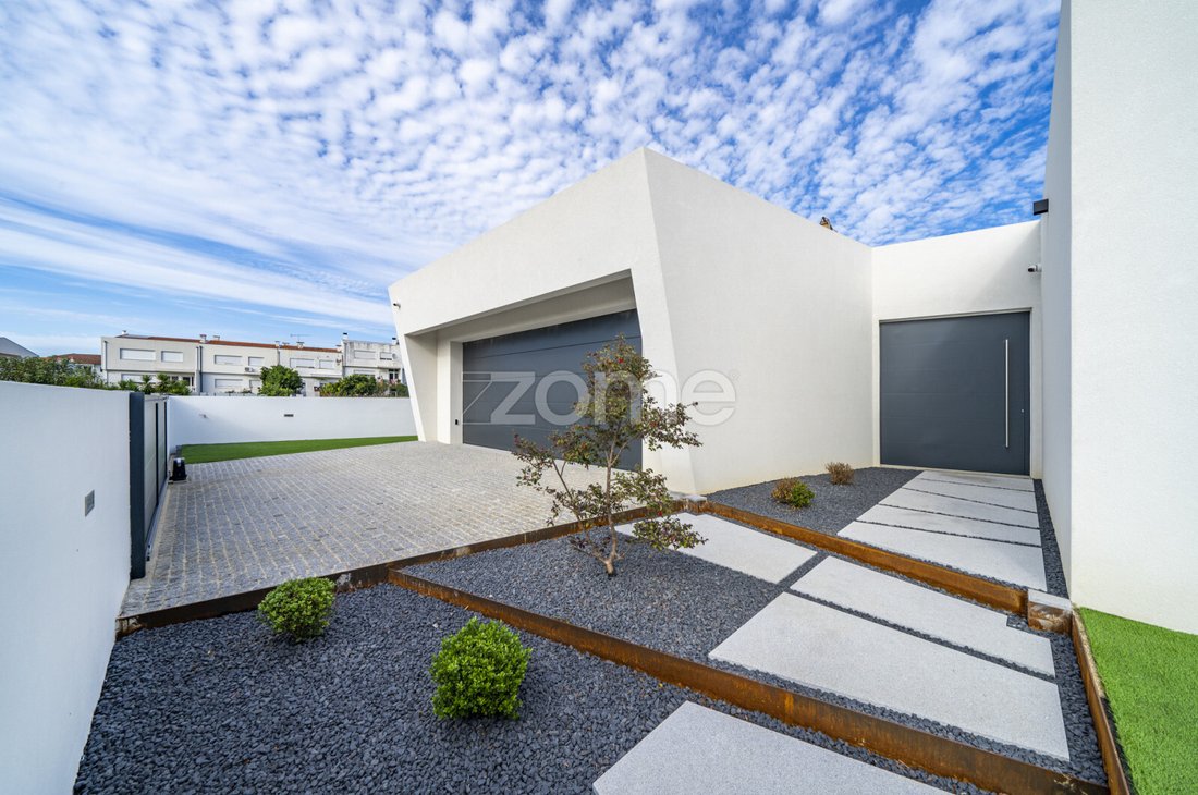 Braga House In Braga, Braga, Portugal For Sale (12336911)