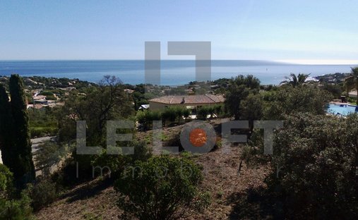 Land in Les Issambres, Roquebrune-sur-Argens, France 1