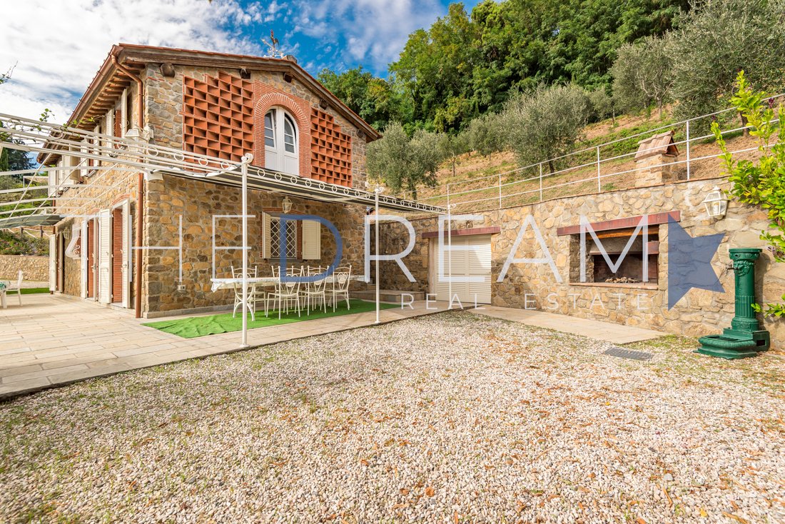 Villa in Capannori, Tuscany, Italy 3 - 13357763