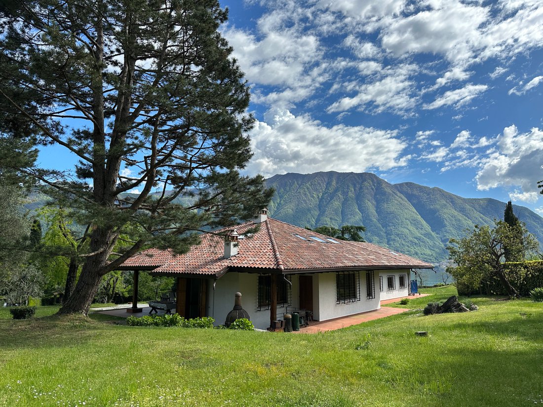 Lake Como Villa With Garden And Swimming Pool Lenno In Lenno, Lombardy