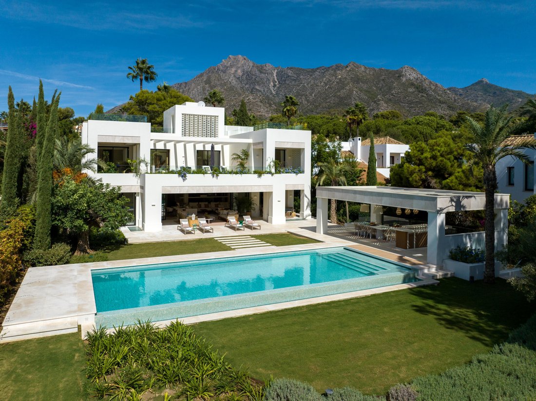 Villa in Marbella, Andalusia, Spain 1 - 13360346